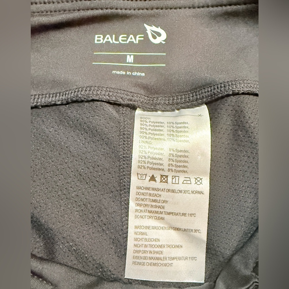Baleaf Black Athletic Skirt with Built-In Shorts Size Medium - Picture 4 of 5